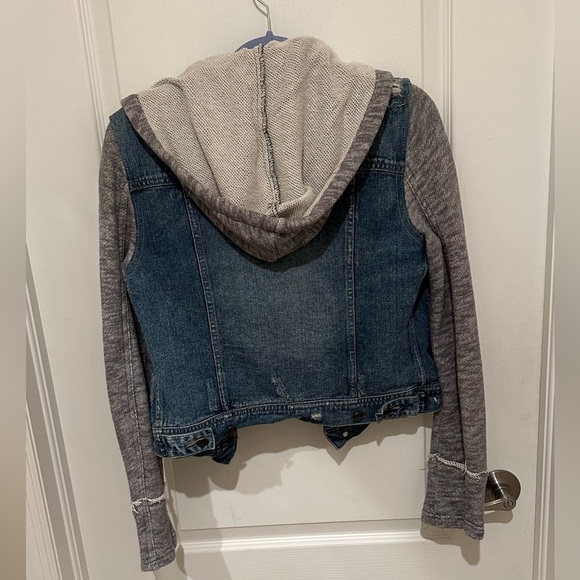 Free people denim and sweatshirt jacket size small - Picture 2 of 6